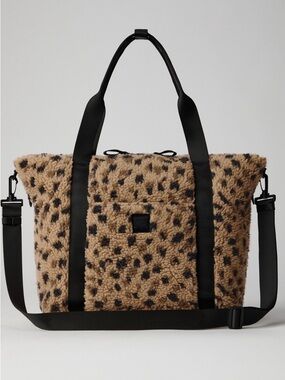 Fabletics The Teddy Everyday Tote